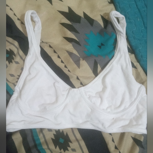 Victoria's Secret Soft Cup Unlined Wire free Bra 36B - Picture 2 of 6